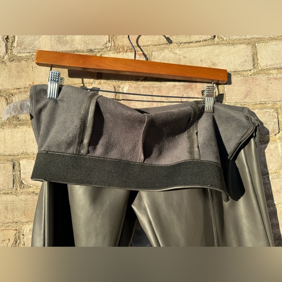 NEW WITHOUT TAG ANN TAYLOR FAUX GRAY LEATHER PANTS SIZE 6 - Picture 9 of 9